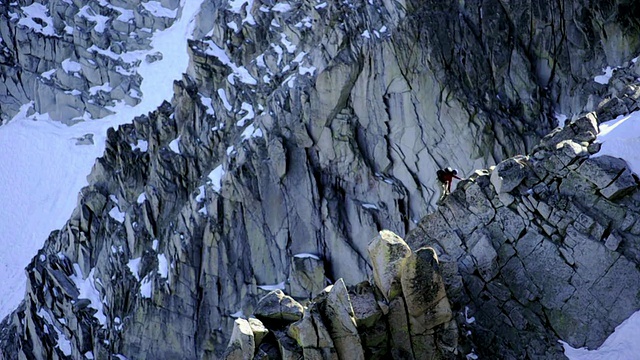 登山者在岭