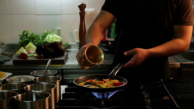 厨师烹饪