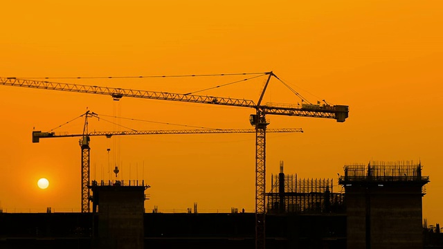 日落时的建筑地盘