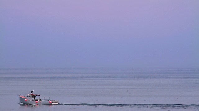 出海的渔船