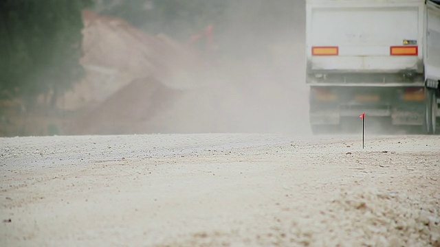 新公路正在施工