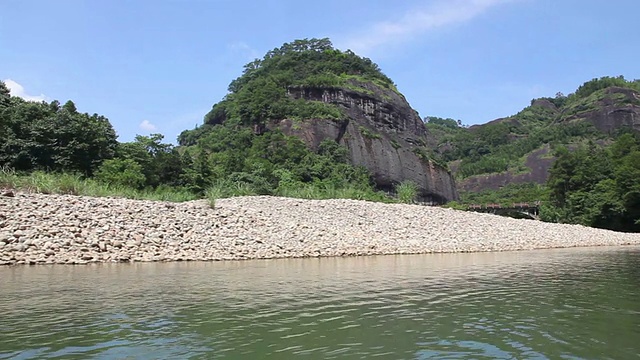 详情图-武夷山森林公园,武夷山,Bamboo,rafting,on,the,Nine,Bends,River.