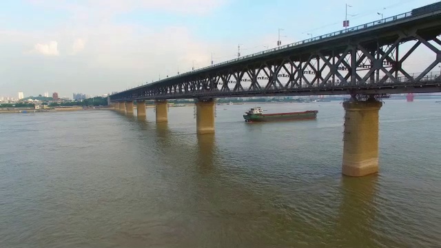 中国湖北武汉长江大桥