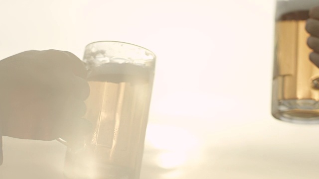 詳情圖-敬酒和啤酒