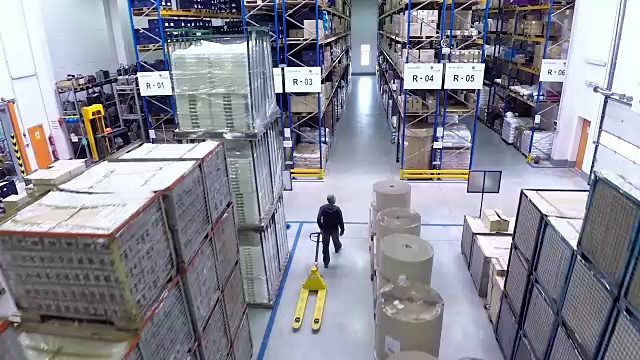 详情图-使用叉车的体力劳动者