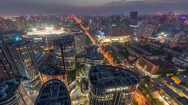 详情图-时间推移-北京CBD三里屯区域和交通，黄昏到夜晚的过渡