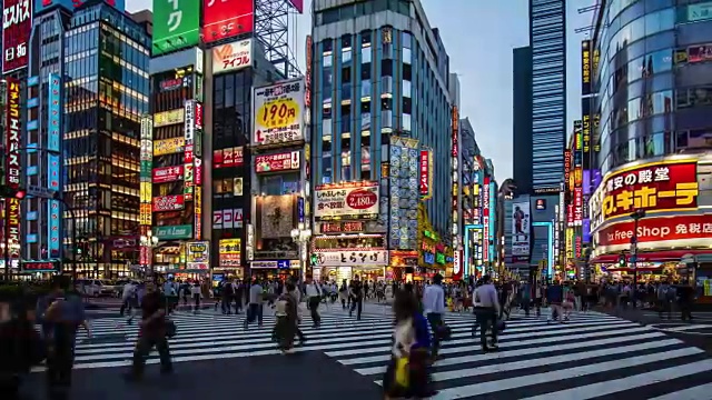 详情图-黄昏时分，新宿的时光流逝