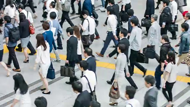 详情图-在东京上班的日本人