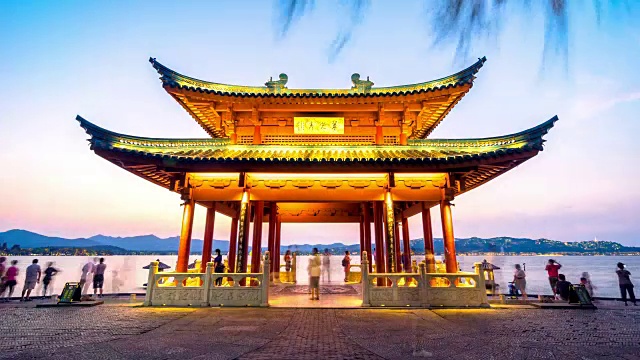 詳情圖-杭州西湖旁的古建筑。時間從早到晚