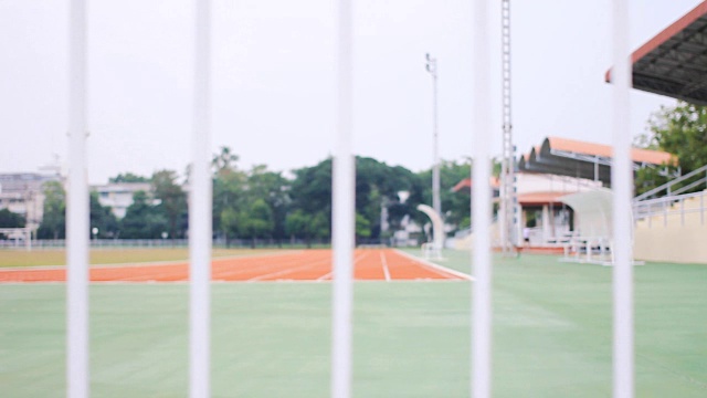 高清摄影车:模糊运动慢跑。