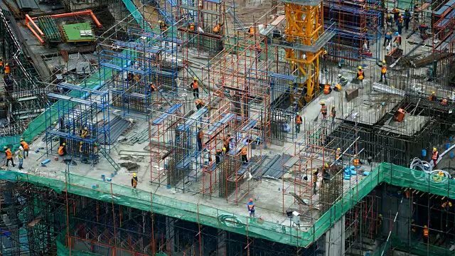 详情图-延时起重机正在施工和建造中