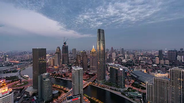 详情图-T/L,WS,HA,ZI鸟瞰图美妙的城市景象，白天到夜晚过渡/天津，中国