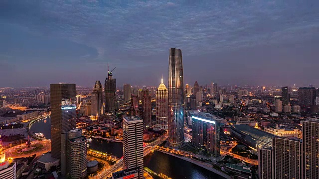 详情图-T/L,WS,HA,ZI鸟瞰图美妙的城市景象，白天到夜晚过渡/天津，中国
