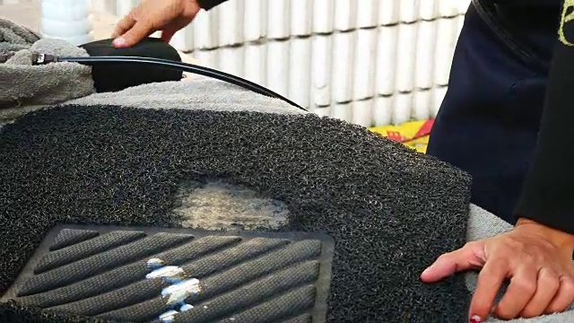洗车，汽车垫