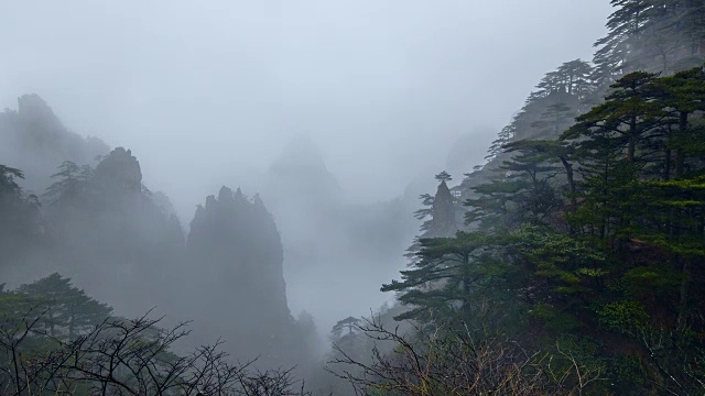 黄山，中国东部。