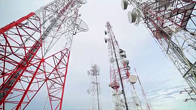 詳情圖-通信塔的天線