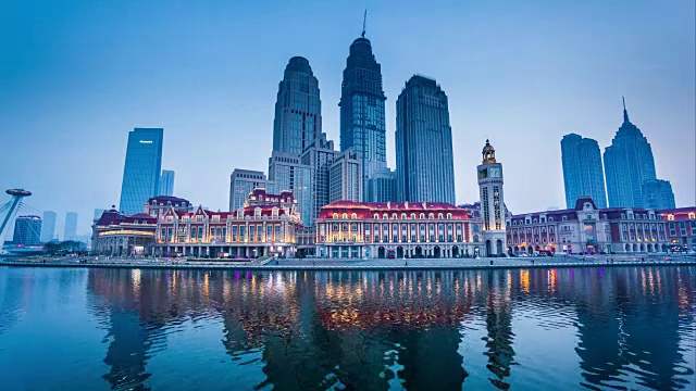 详情图-中国天津金融区附近现代城市景观的时间推移