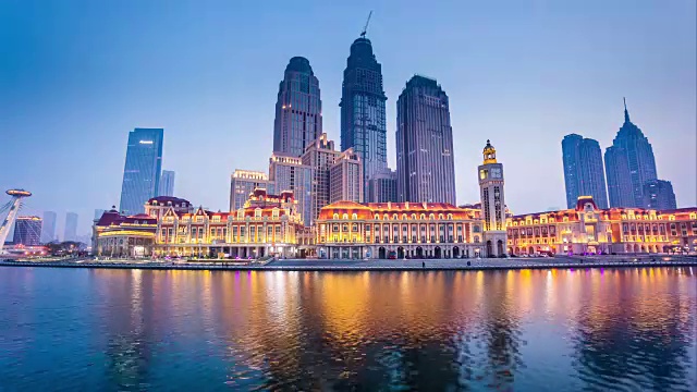 详情图-中国天津金融区附近现代城市景观的时间推移