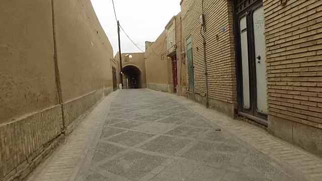 漫步在伊朗雅兹德古城