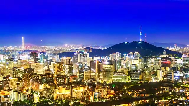 詳情圖-美麗的夜晚城市，韓國(guó)首爾的城市景觀，首爾塔現(xiàn)代建筑和夜間建筑