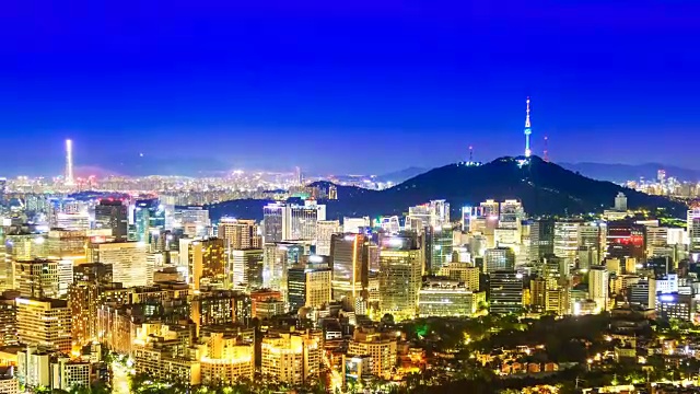 詳情圖-美麗的夜晚城市，韓國(guó)首爾的城市景觀，首爾塔現(xiàn)代建筑和夜間建筑