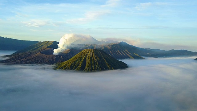 鸟瞰图东部的布罗莫山，东爪哇，印度尼西亚