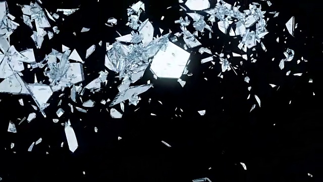 破碎的玻璃碎片，慢镜头