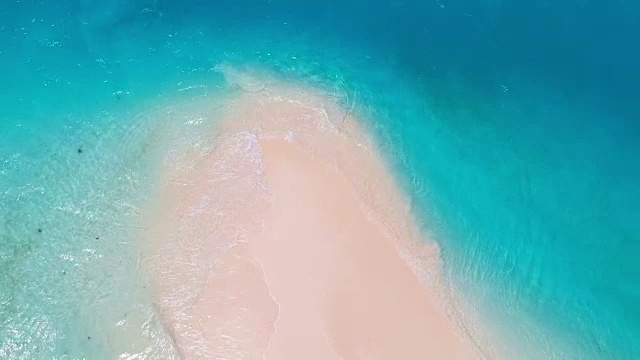 詳情圖-白色的沙灘和碧綠的海洋