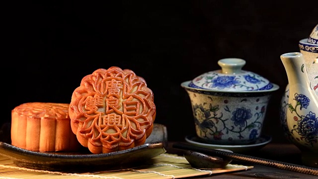 详情图-中秋节期间向朋友或家人聚会赠送月饼/月饼/月饼上的汉字在英语中代表“双白”