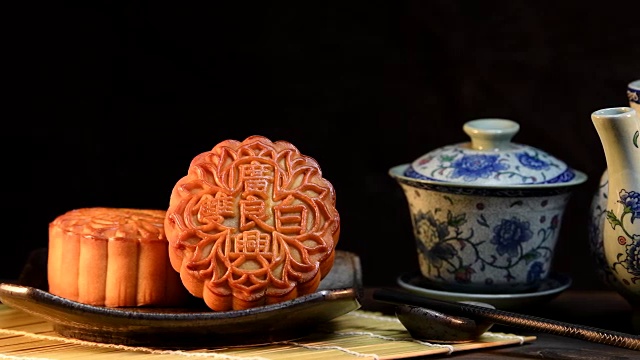 详情图-中秋节期间向朋友或家人聚会赠送月饼/月饼/月饼上的汉字在英语中代表“双白”