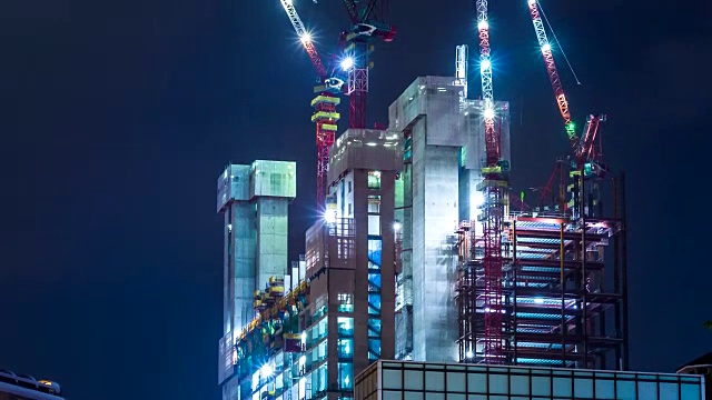 建筑工地夜间施工(向上倾斜)