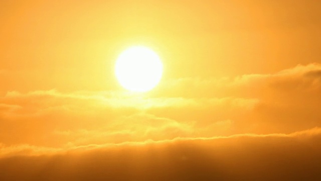 詳情圖-太陽從云端升起