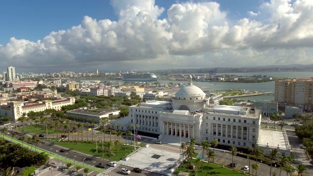 航拍波多黎各圣胡安的El Capitolio上空