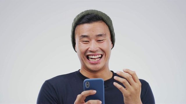 这种搞笑的新闻需要在网上分享