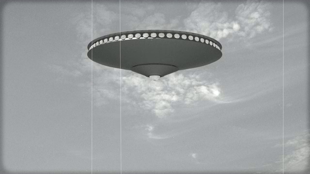 复古外星人入侵:UFO正在坠落地球