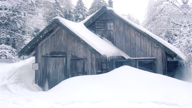 冬天的小屋