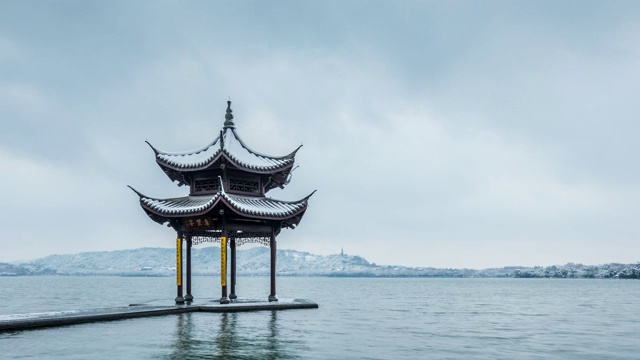 杭州西湖亭，时光流逝