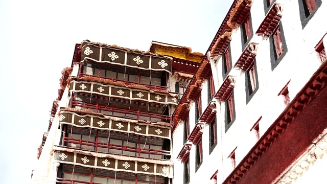 俯瞰拉萨城市