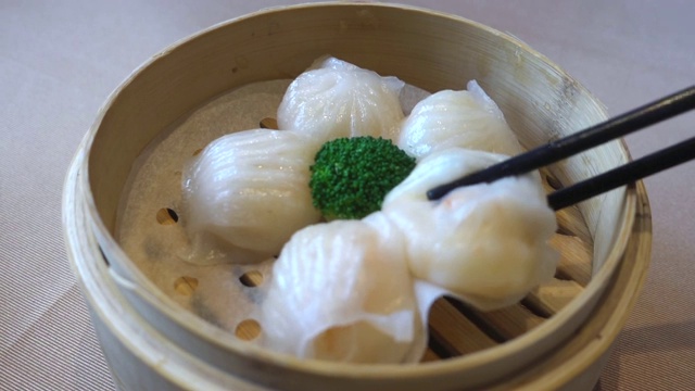 广东点心:虾饺