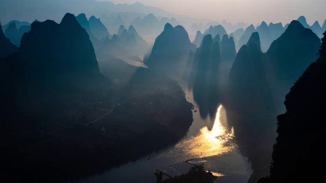 雾丽江