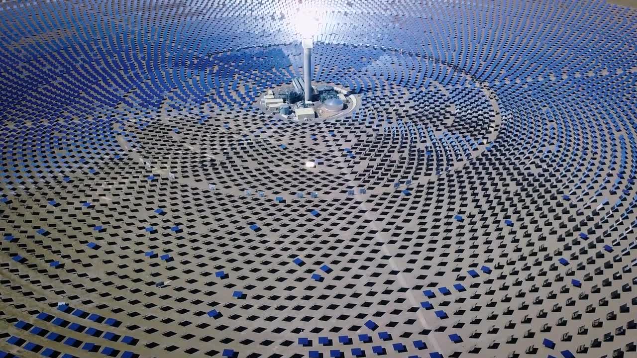 詳情圖-綠色能源太陽能熱電站4K視頻飛越