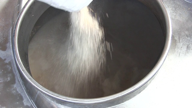 啤酒厂坦克