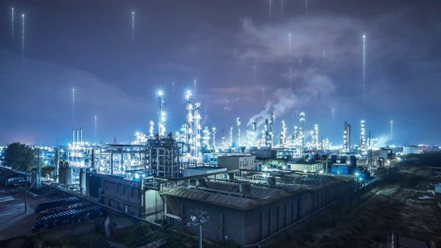 詳情圖-智能工廠概念的石油工廠
