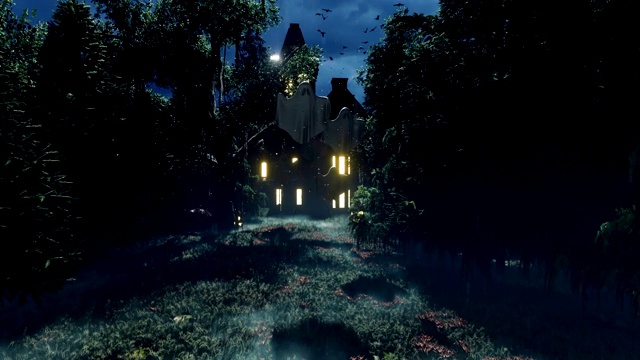 詳情圖-一個廢棄的恐怖的老房子，在夜晚的森林與幽靈和神秘的霧。發(fā)光的南瓜，慶祝萬圣節(jié)。萬圣節(jié)恐怖的概念。