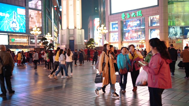 详情图-重庆购物街的慢镜头行人