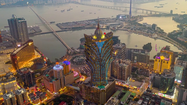 詳情圖-日落時(shí)分，中國香港島附近的澳門城市和摩天大樓