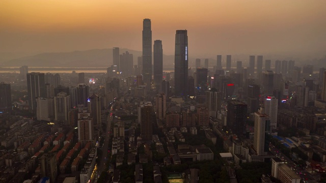 日落时间照明长沙市区著名滨江湾航拍延时全景4k中国