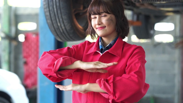 詳情圖-這是2020年國際婦女節(jié)的標(biāo)語:“一個平等的世界是一個允許的世界。讓我們?nèi)巳似降??！?></div><div   id=
