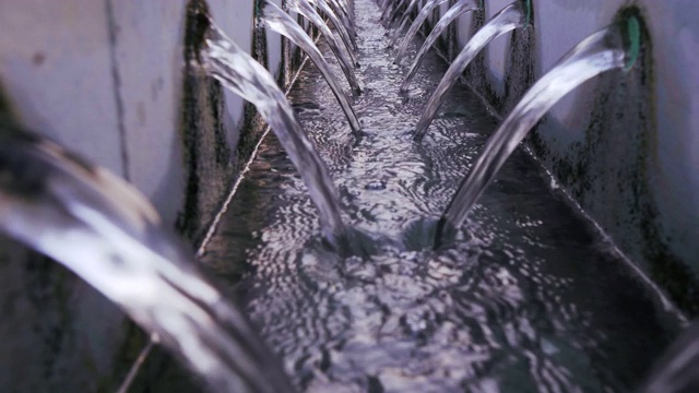 现代化城市污水处理厂、污水处理厂。