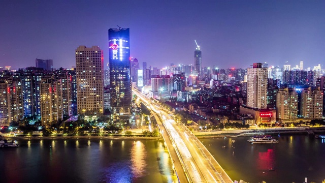 武漢城市的變遷，天際線和建筑的全景